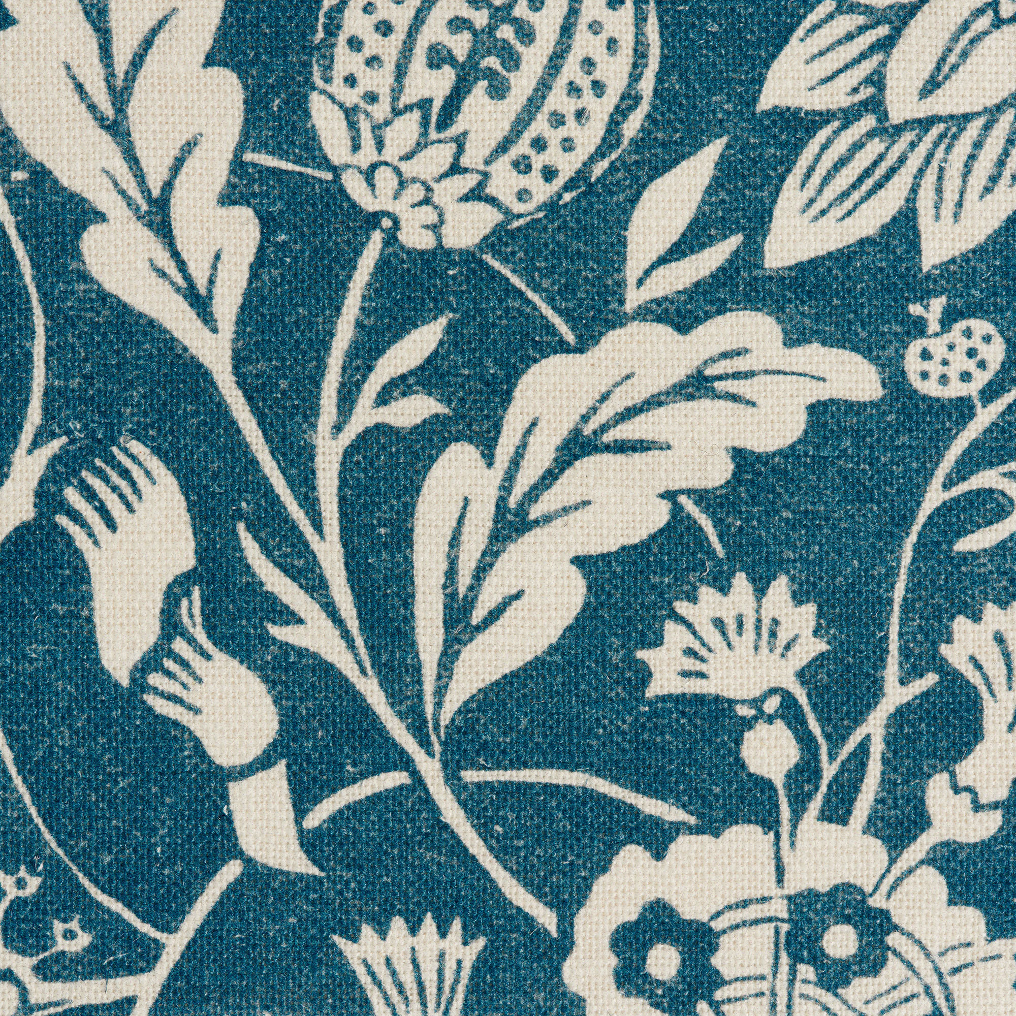 'Indienne' Linen Fabric in Blue - Antoinette Poisson Fabric Indienne Bleu The Garnered