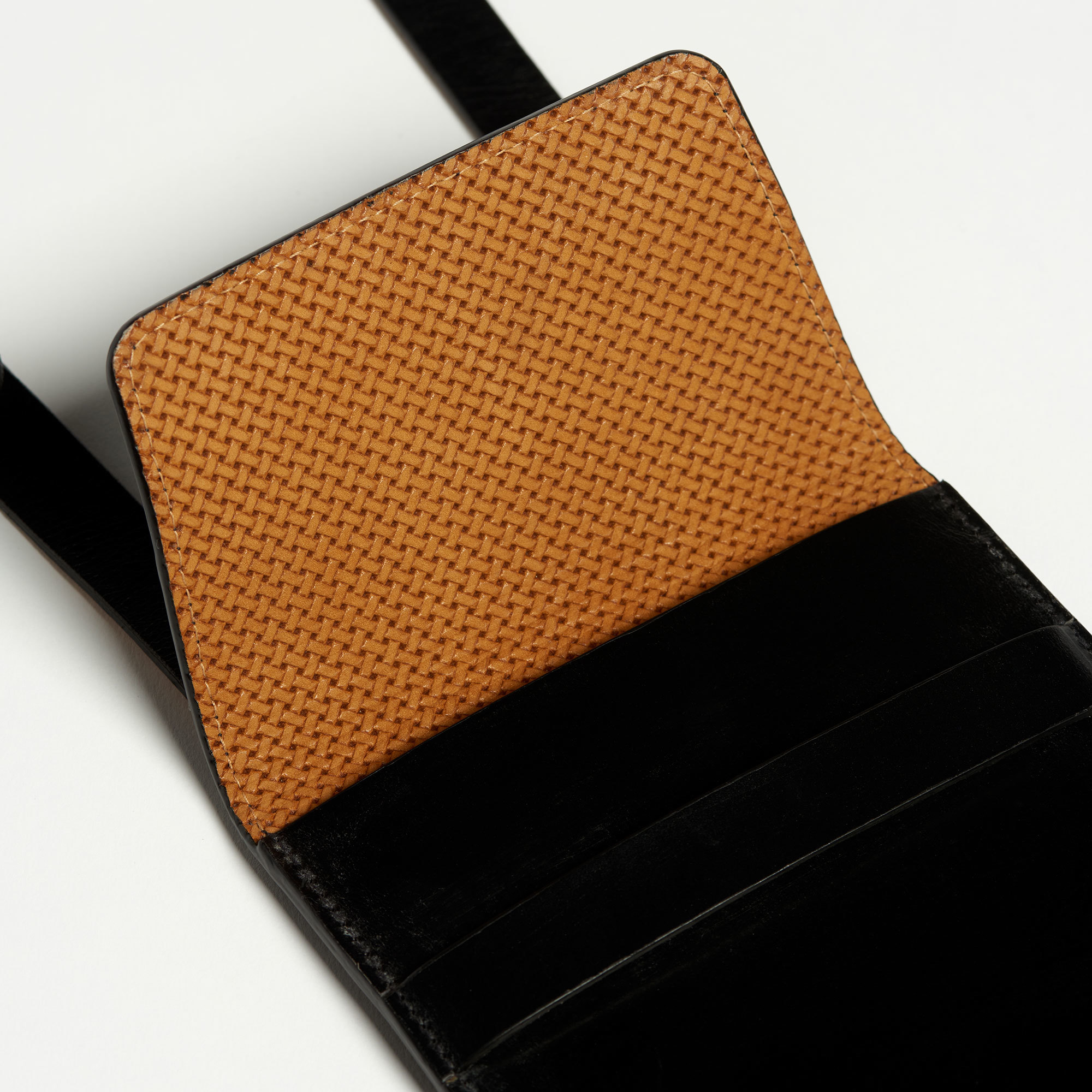 Hand-Crafted Leather Phone Pouch - Doe Leather Fine Handcrafted Phone Pouch The Garnered Vintage Detail
