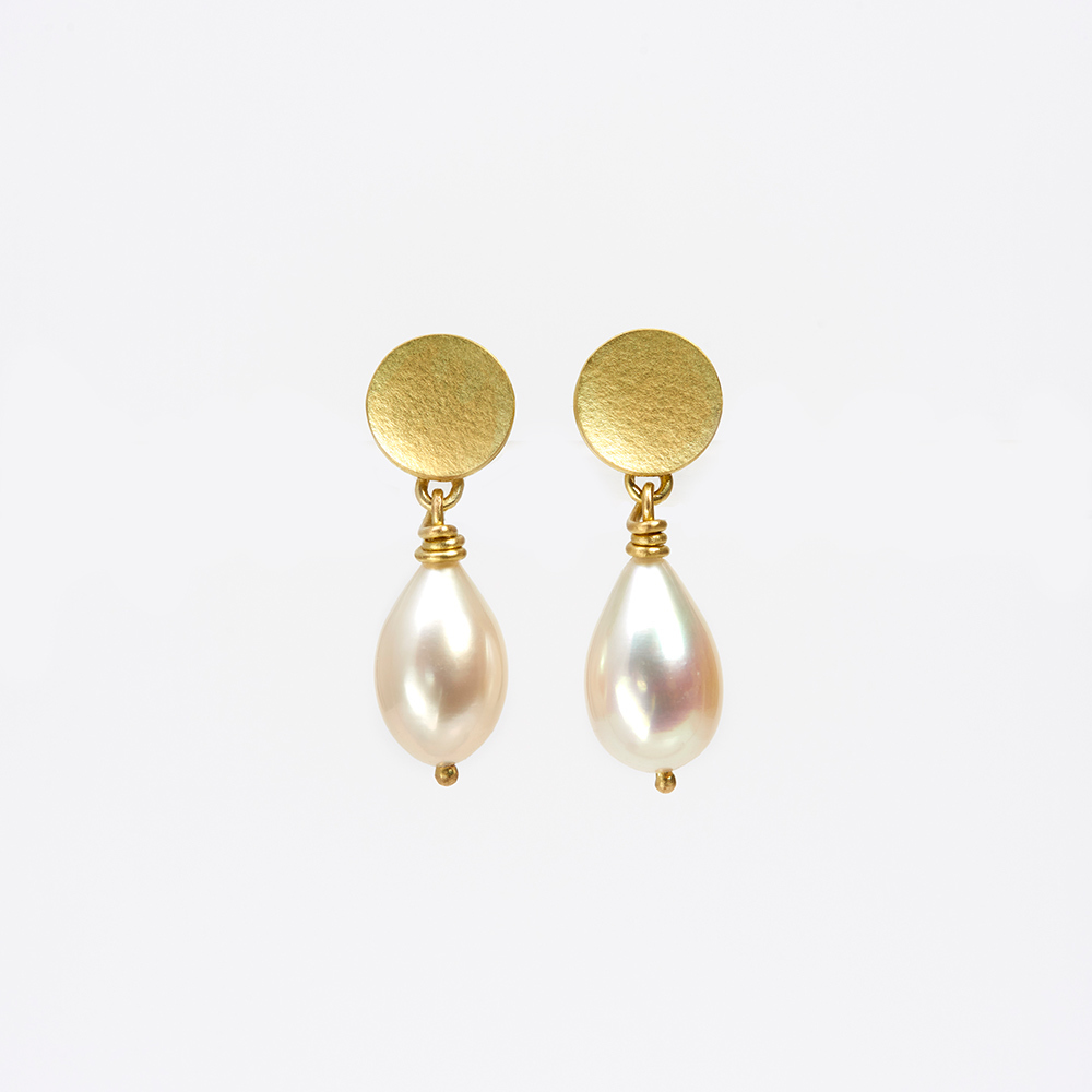 Handmade 18K Gold Studs with Keshi Pearls - The Garnered Jean Scott Moncrieff Keshi Pearl Earrings