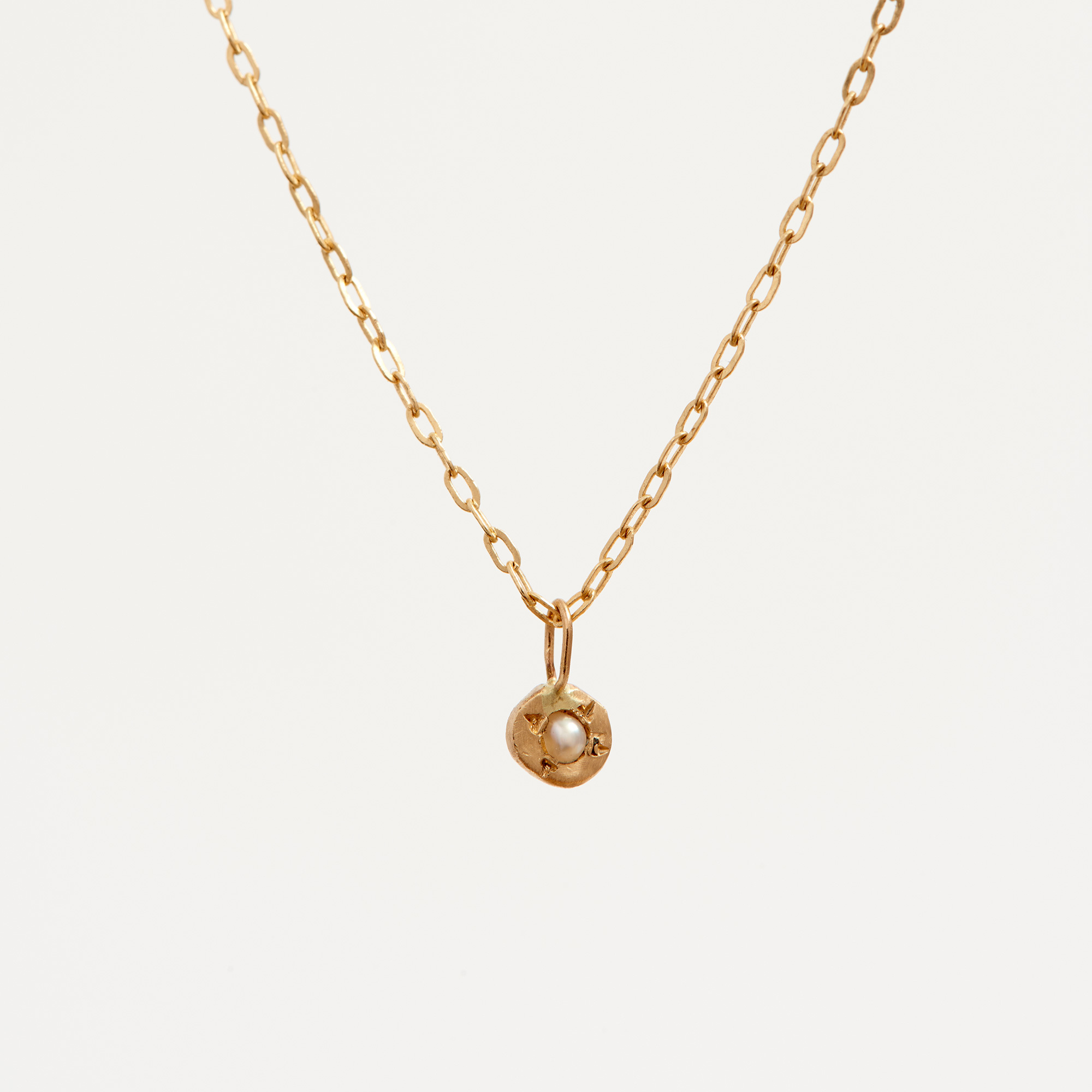 14K Gold Pearl Handmade Pendant Necklace - Gold Pearl Pendant Necklace Rebecca Peacock Jewellery The Garnered 14
