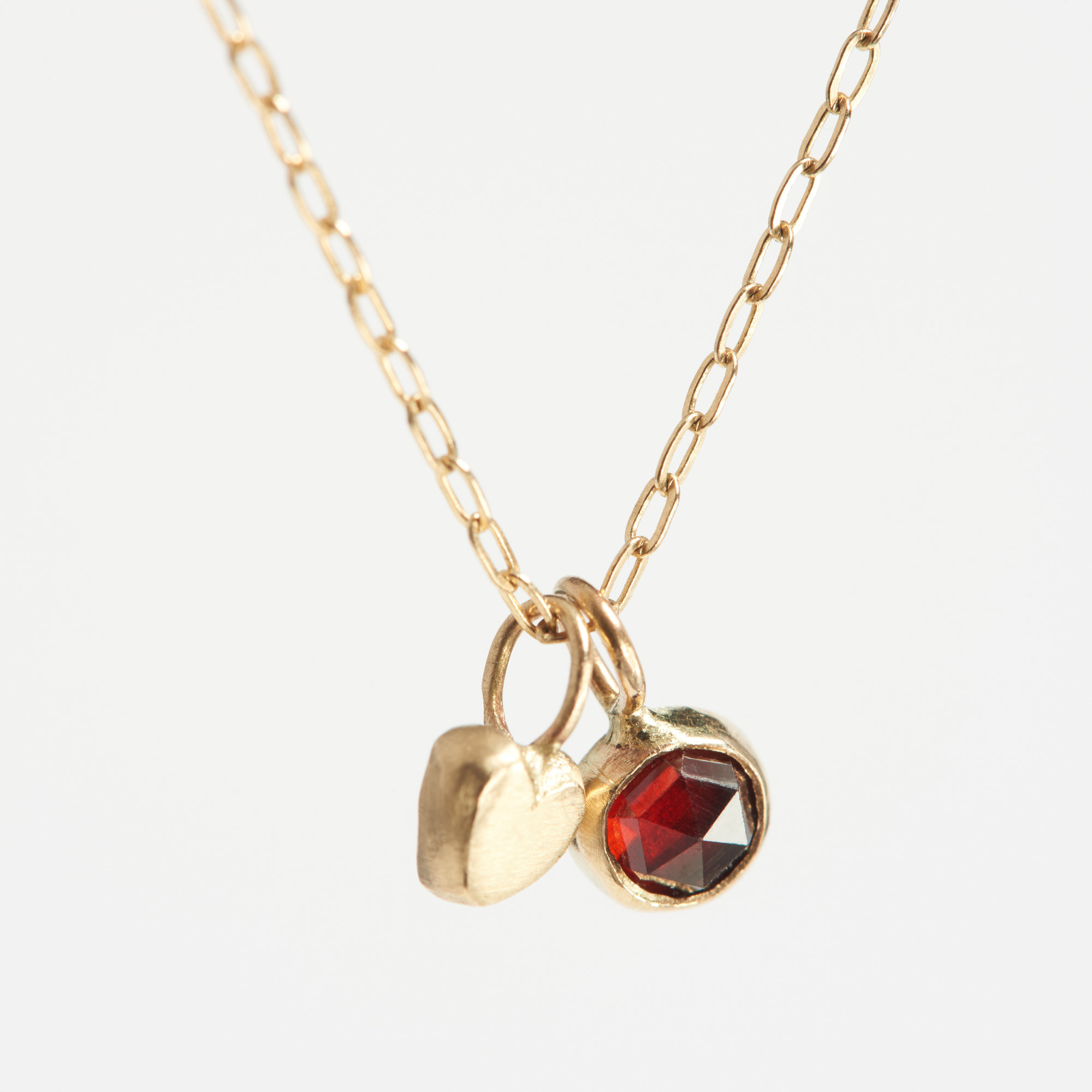 14K Gold Heart and Garnet Limited-Edition Charm Necklace - Pendant Rebecca Peacock Jewellery The Garnered 2