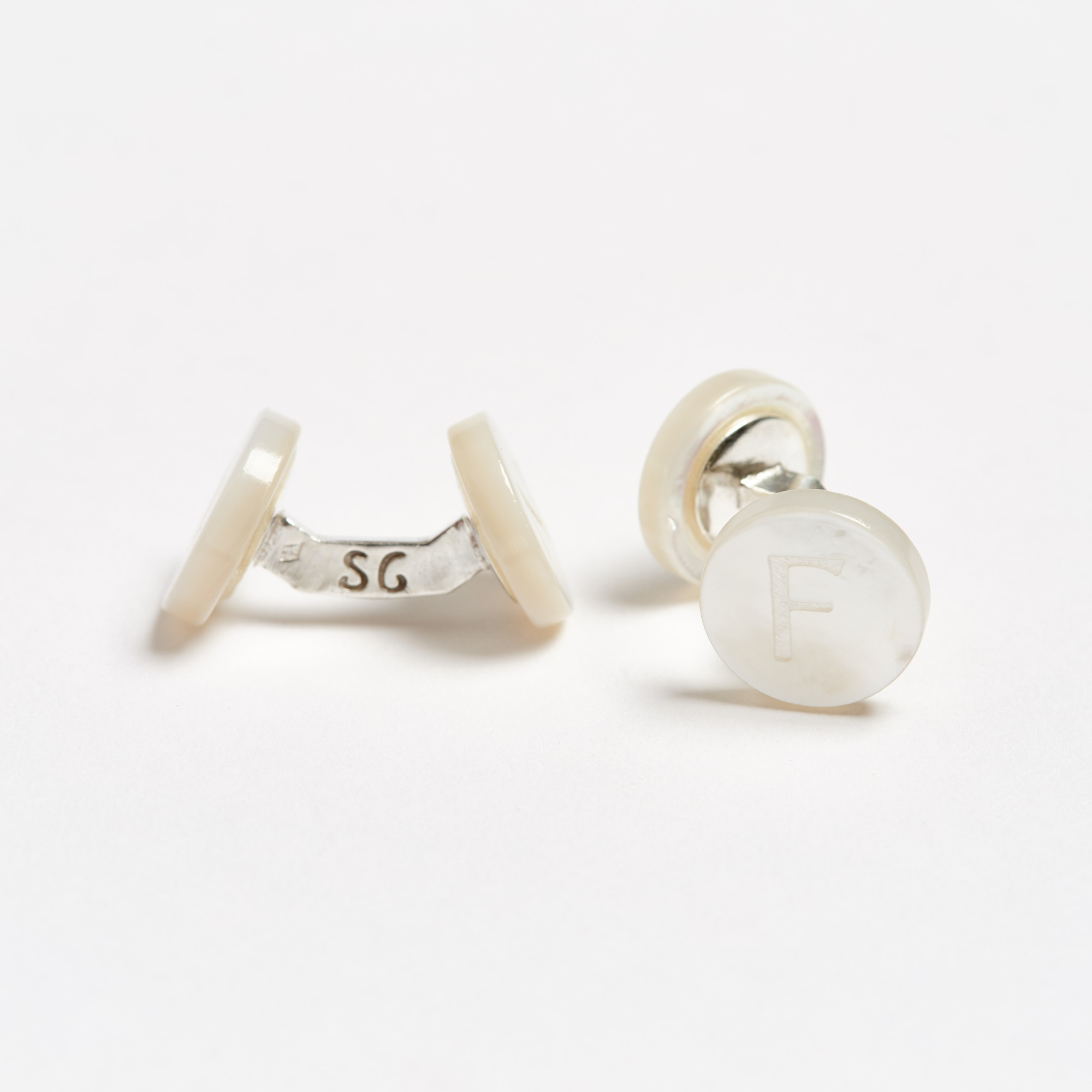 Mother-of-Pearl Initial Alphabet Cufflinks - F Day Alphabet Samuel Gassmann Cufflinks The Garnered 65
