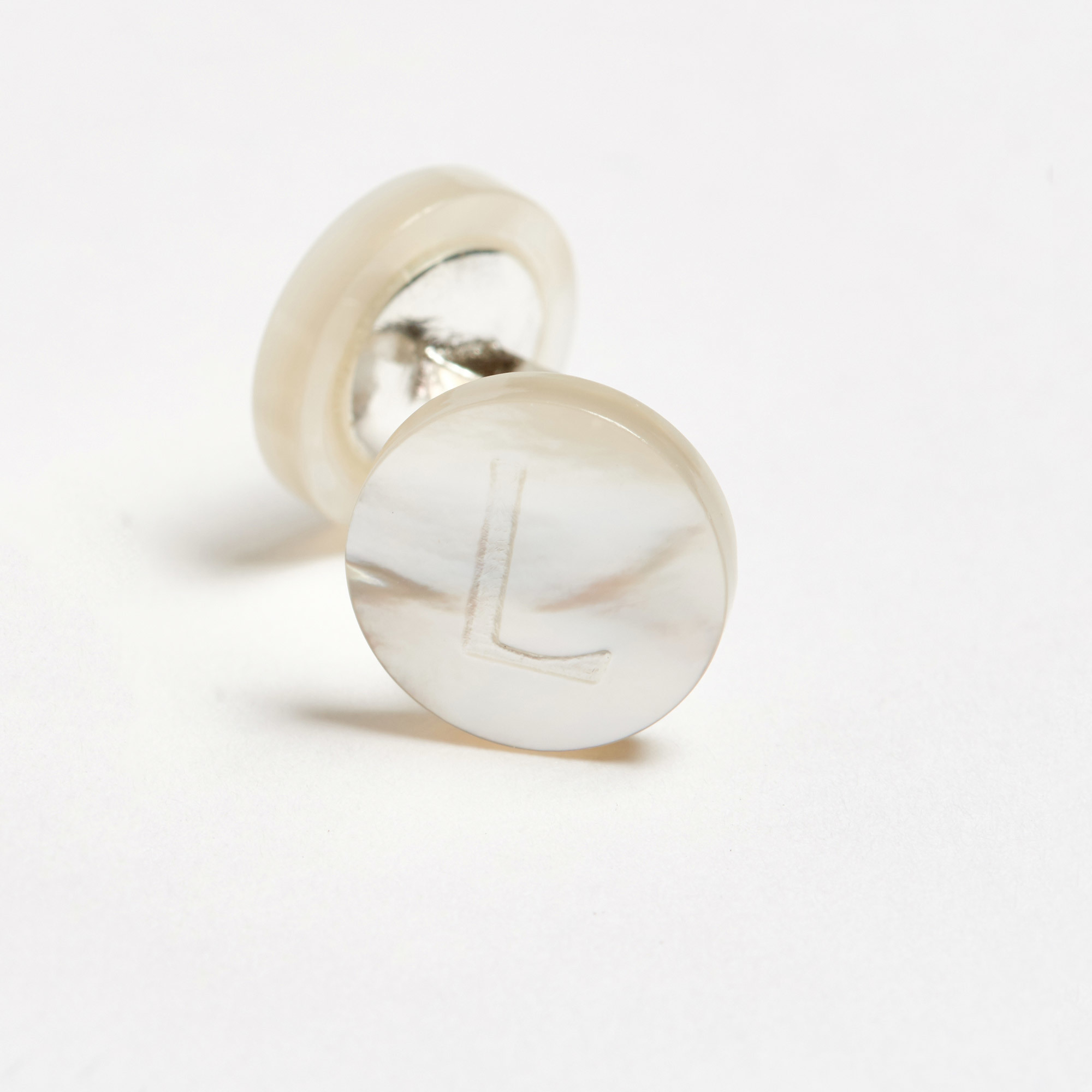 Mother-of-Pearl Initial Alphabet Cufflinks - L Day Alphabet Samuel Gassmann Cufflinks The Garnered 71C