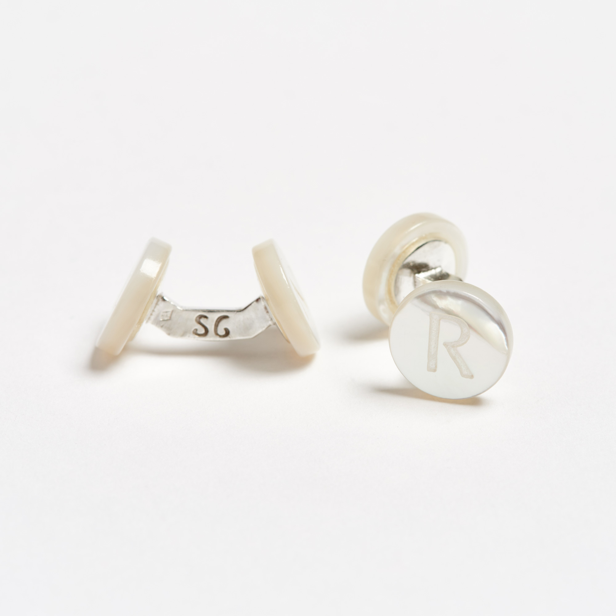 Mother-of-Pearl Initial Alphabet Cufflinks - R Day Alphabet Samuel Gassmann Cufflinks The Garnered 77