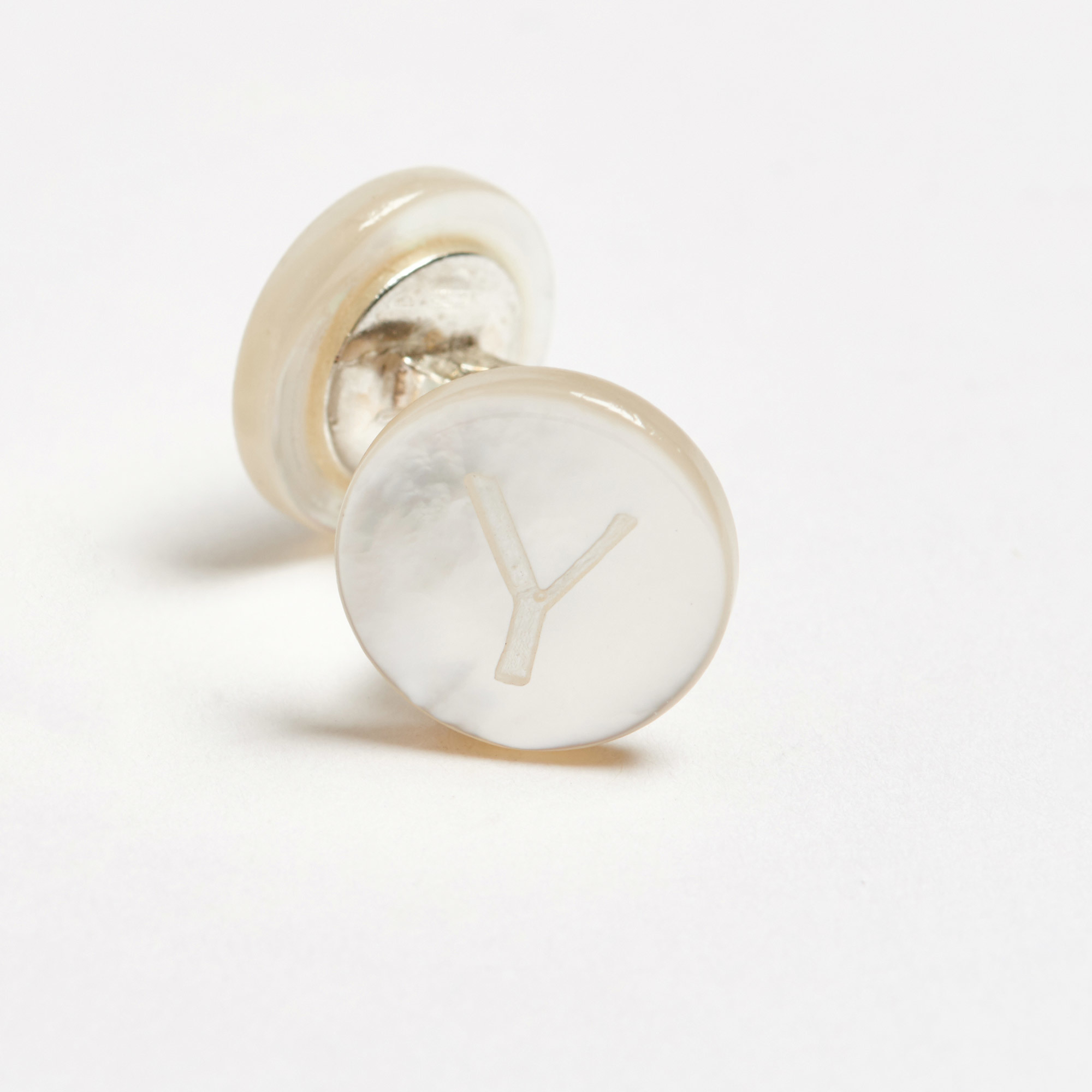 Mother-of-Pearl Initial Alphabet Cufflinks - Y Day Alphabet Samuel Gassmann Cufflinks The Garnered 84C