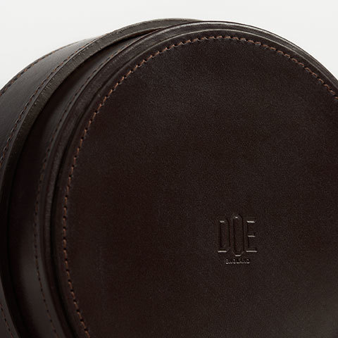 Hand-Crafted Leather Keepsake Box - Doe Leather The Garnered Collar Box Detail Thumbnail