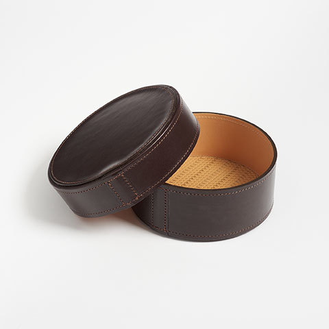 Hand-Crafted Leather Keepsake Box - Doe Leather The Garnered Collar Box Open Thumbnail