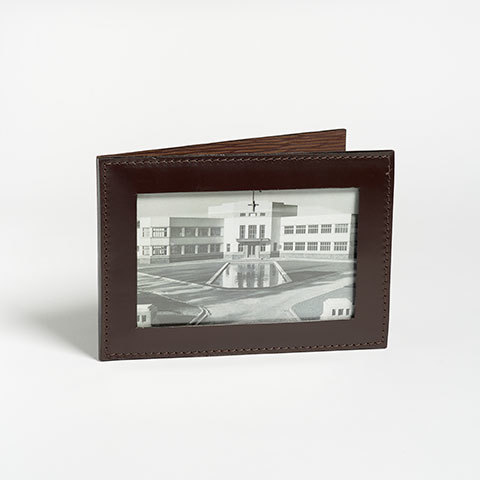 The Garnered - Doe Leather Photograph Frame Landscape The Garnered Thumbnail