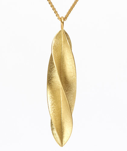 The Garnered - The Garnered Jean Scott Moncrieff 18Ct Tapered Twist Pendant Detail Thumbnail