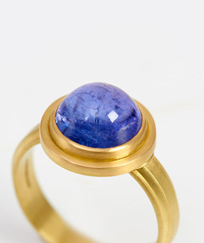 The Garnered - The Garnered Jean Scott Moncrieff Tanzanite Cab Ring Detail Thumbnail