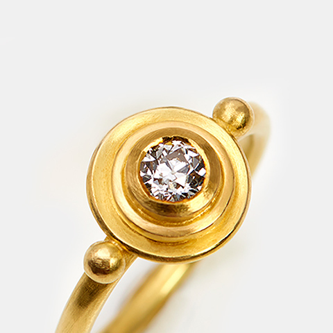 The Garnered - The Garnered Jean Scott Moncrieff Brilliant Cut Diamond Ring Detail Thumbnail