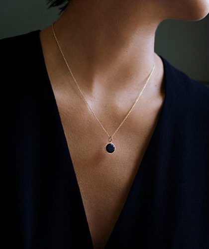 The Garnered - Kinraden Fine Jewelry Eternity 18K Gold Necklace The Garnered Model Thumbnail