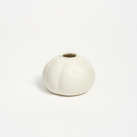 The Garnered - The Garnered Olivia Horley Fine Ceramics White Bud Vase Thumbnail