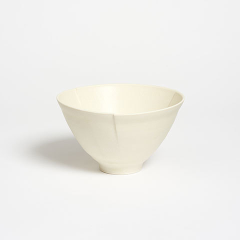 The Garnered - Olivia Horley Ceramics The Garnered Porcelain Cut Bowl Foot Side Thumbnail