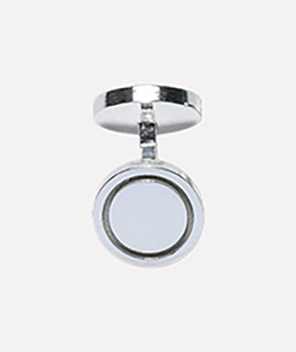 The Garnered - The Garnered Samuel Gassmann Silver Circle Cufflinks Detail Thumbnail