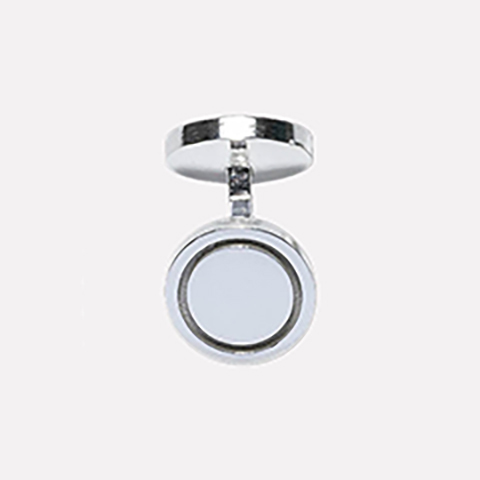 The Garnered - The Garnered Samuel Gassmann Silver Circle Cufflinks Detail Thumbnail